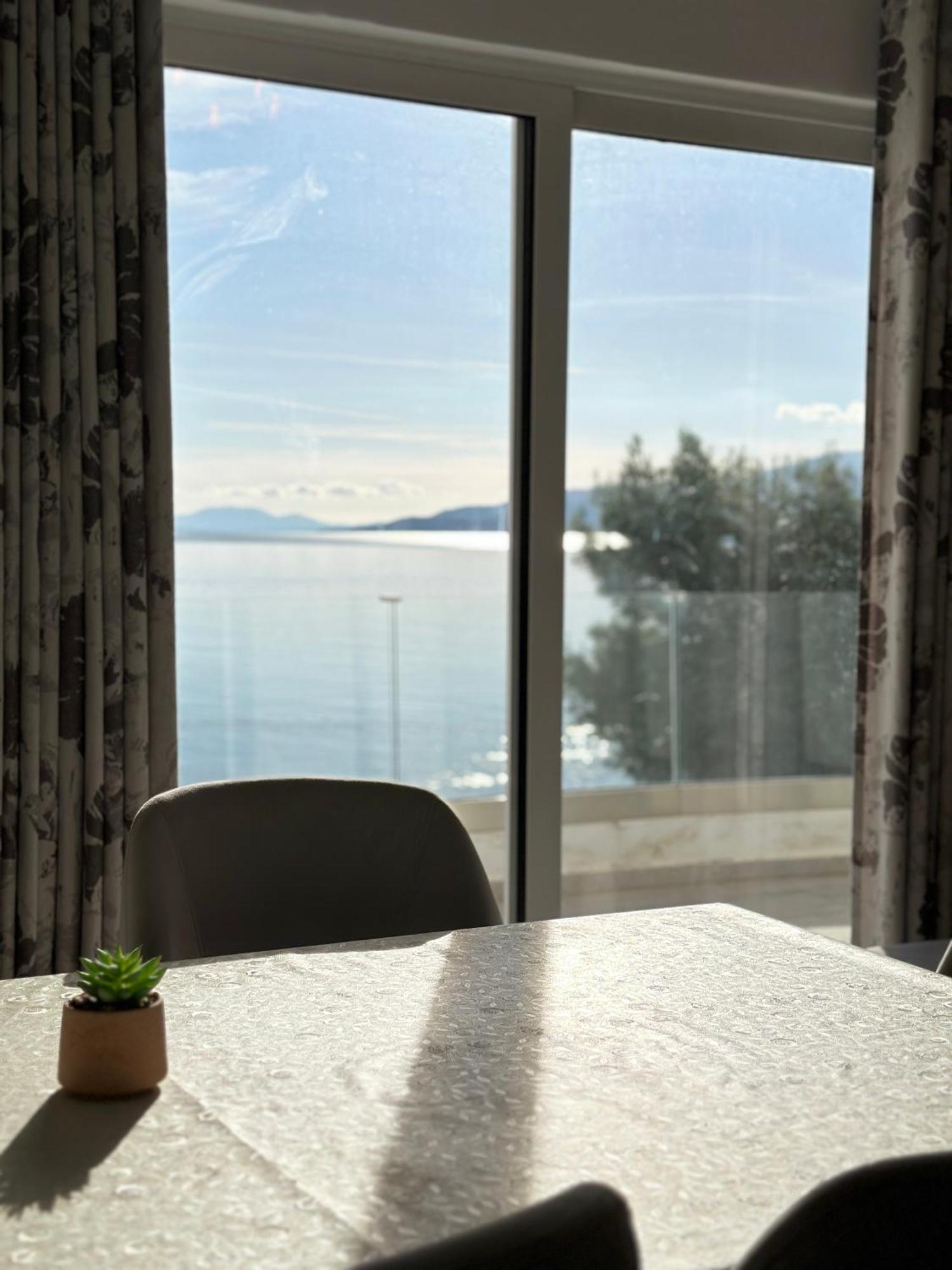 The Hill Sea View Apartment ซารานเดอ ภายนอก รูปภาพ